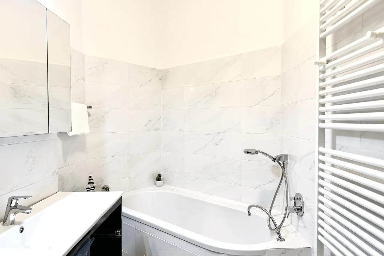 Apartamento Spacious Penthouse In Favoriten Viena Austria